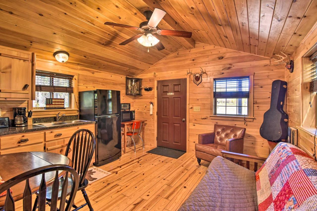 Rural Cabin Hideaway With Fire Pit And Mtn Views! Parsons Exterior foto