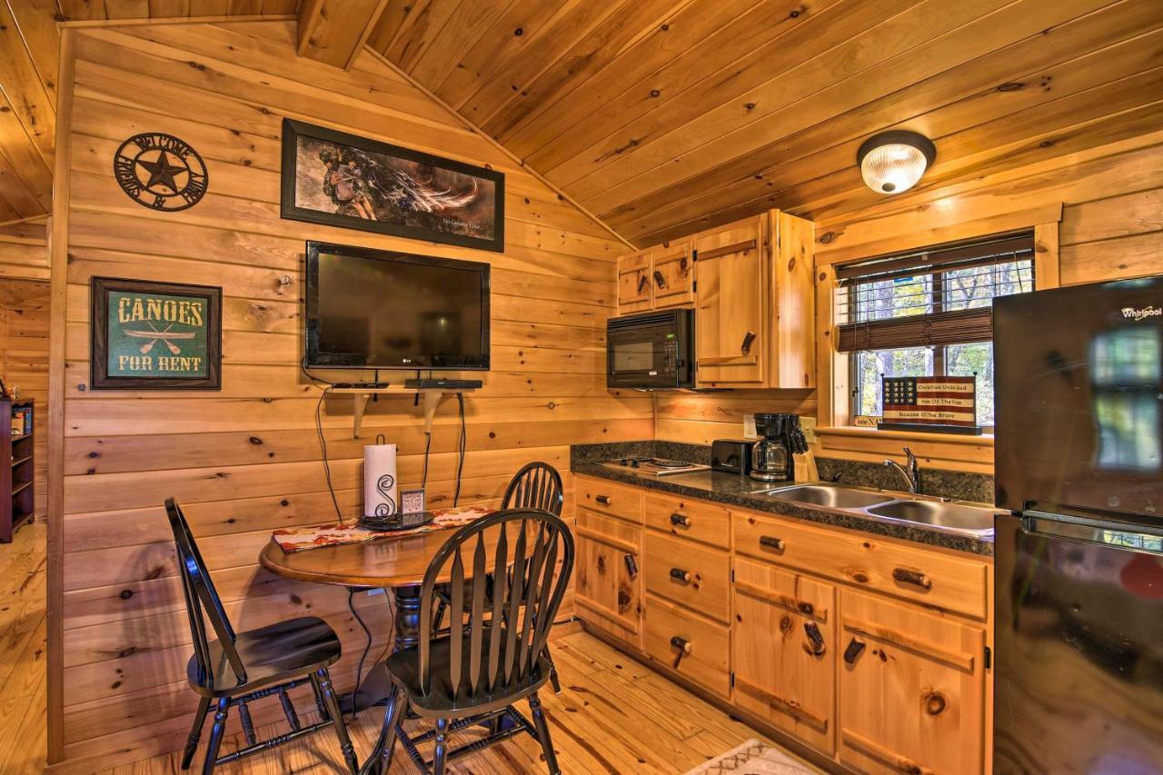 Rural Cabin Hideaway With Fire Pit And Mtn Views! Parsons Exterior foto